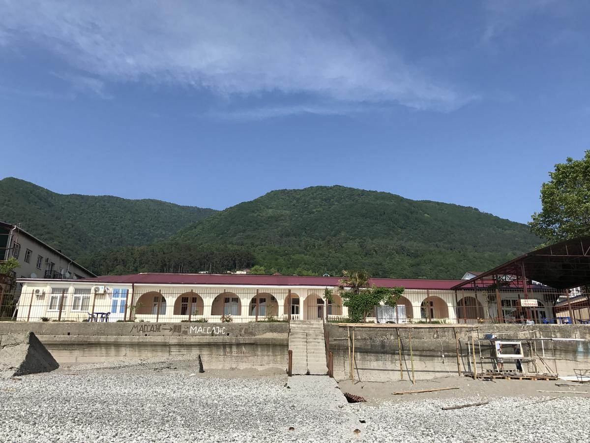 Davel Hotel Gagra Luaran gambar