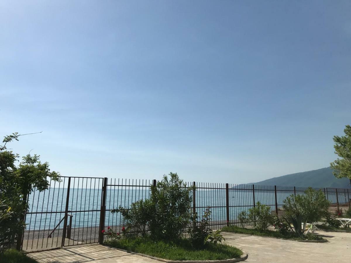 Davel Hotel Gagra Luaran gambar